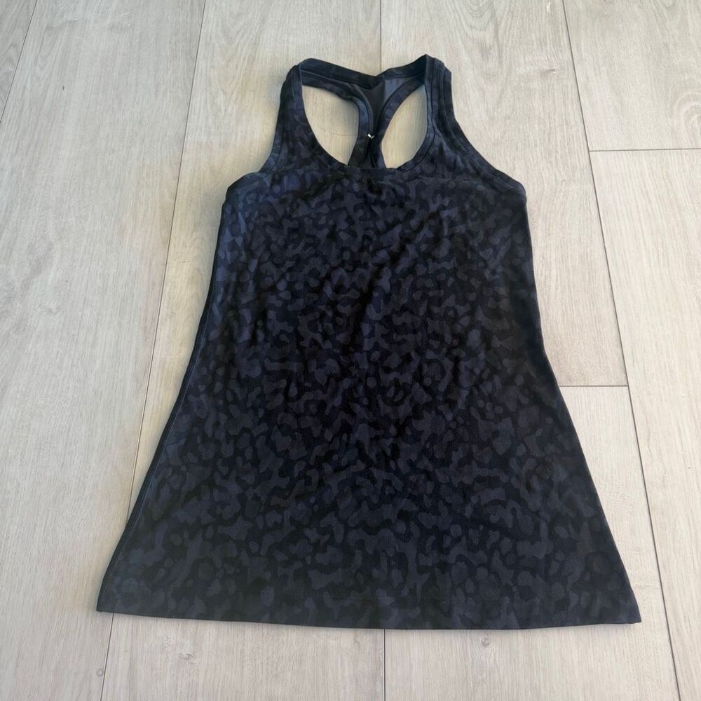Lululemon women’s tank top size S